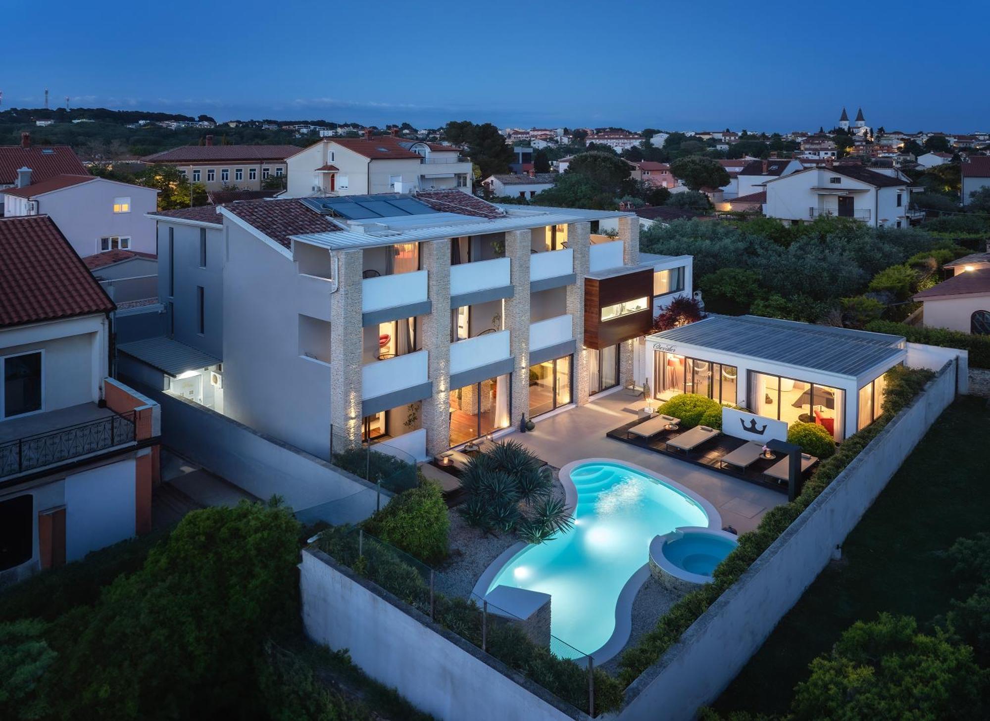 מדולין Boutique Hotel Chevalier By Bura Hotels - Adults Only מראה חיצוני תמונה