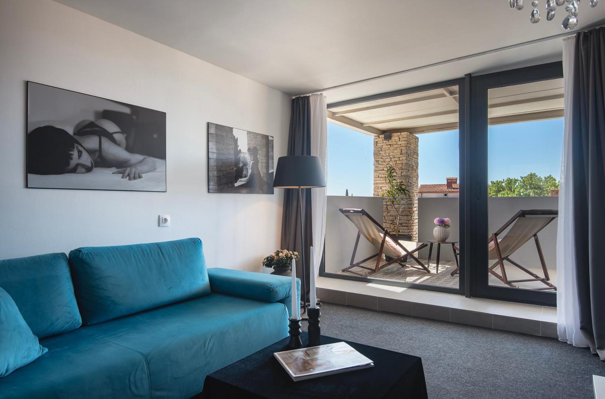 מדולין Boutique Hotel Chevalier By Bura Hotels - Adults Only מראה חיצוני תמונה